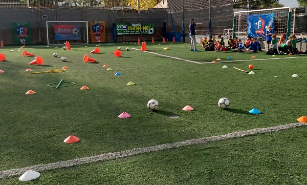 escuela futbolito